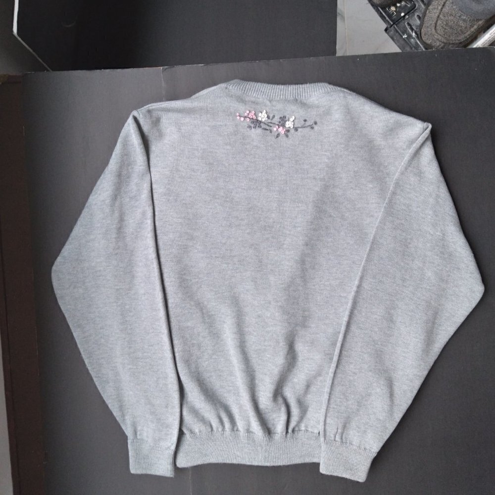 Vintage Grey Knit with Floral Embroidery Cardigan Crew Neck & Pearl Buttons Sz M - Picture 7 of 9